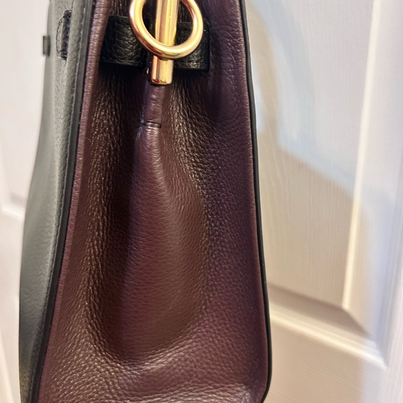 Coach Lane Carryall top handle / crossbody - black with gold hardware - Picture 6 of 9